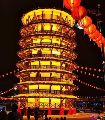 Leaning tower of Teluk Intan - Night time