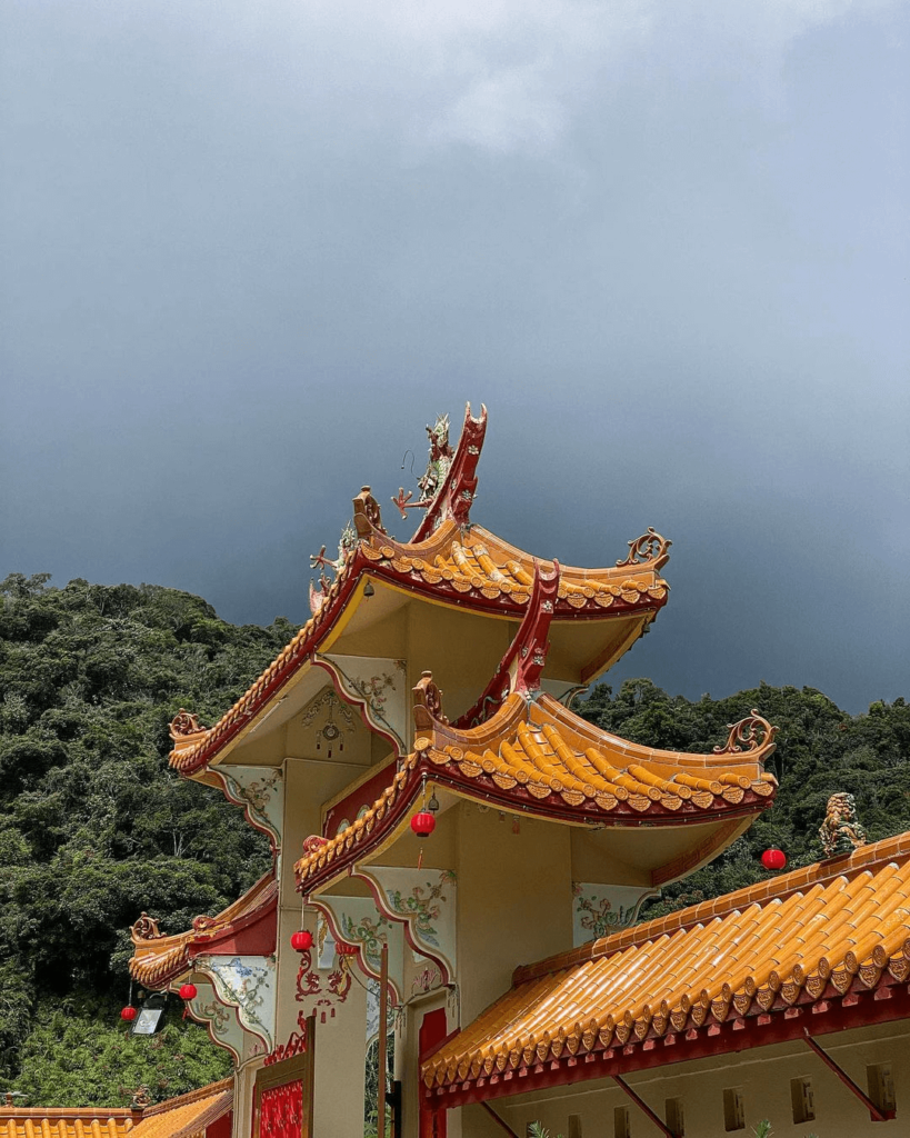 Best Time to Visit Sam Poh Temple - Buddhist Temple in Brinchang, Pahang