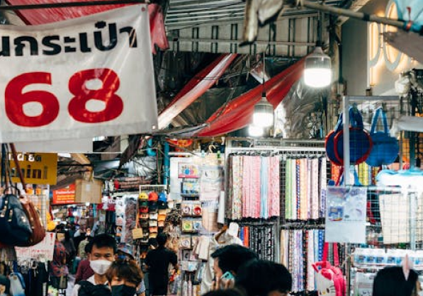 kim young night market