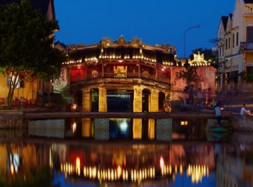 night view of hoi an